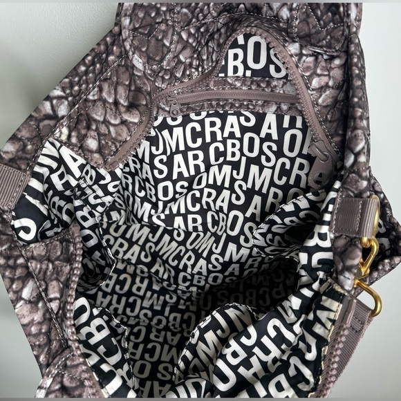 Marc by Marc Jacobs Large Snake Print Nylon Travel Bag - Picture 5 of 5